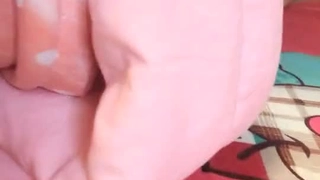 喜欢被舔逼的白嫩桃子奶妹子