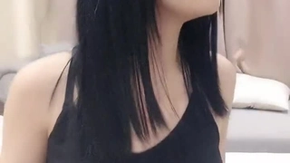 禁忌的德国少女勾引了暂停的继妹