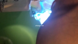 完美身材金发美女高潮迭起并被精液射满一身